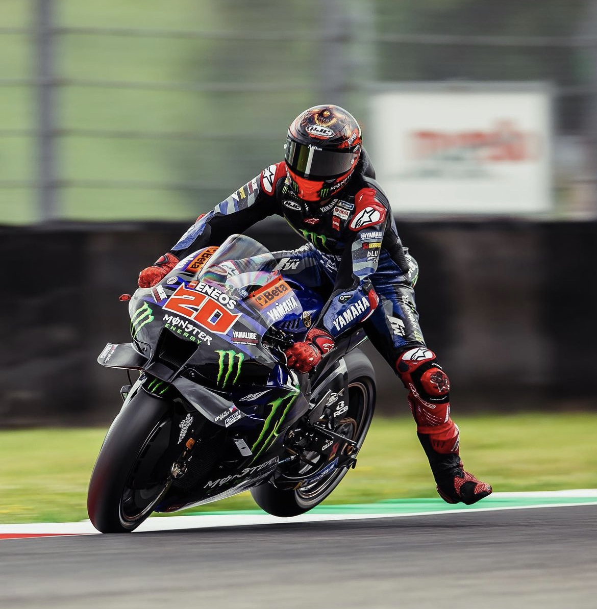 Mat Oxley tweet media