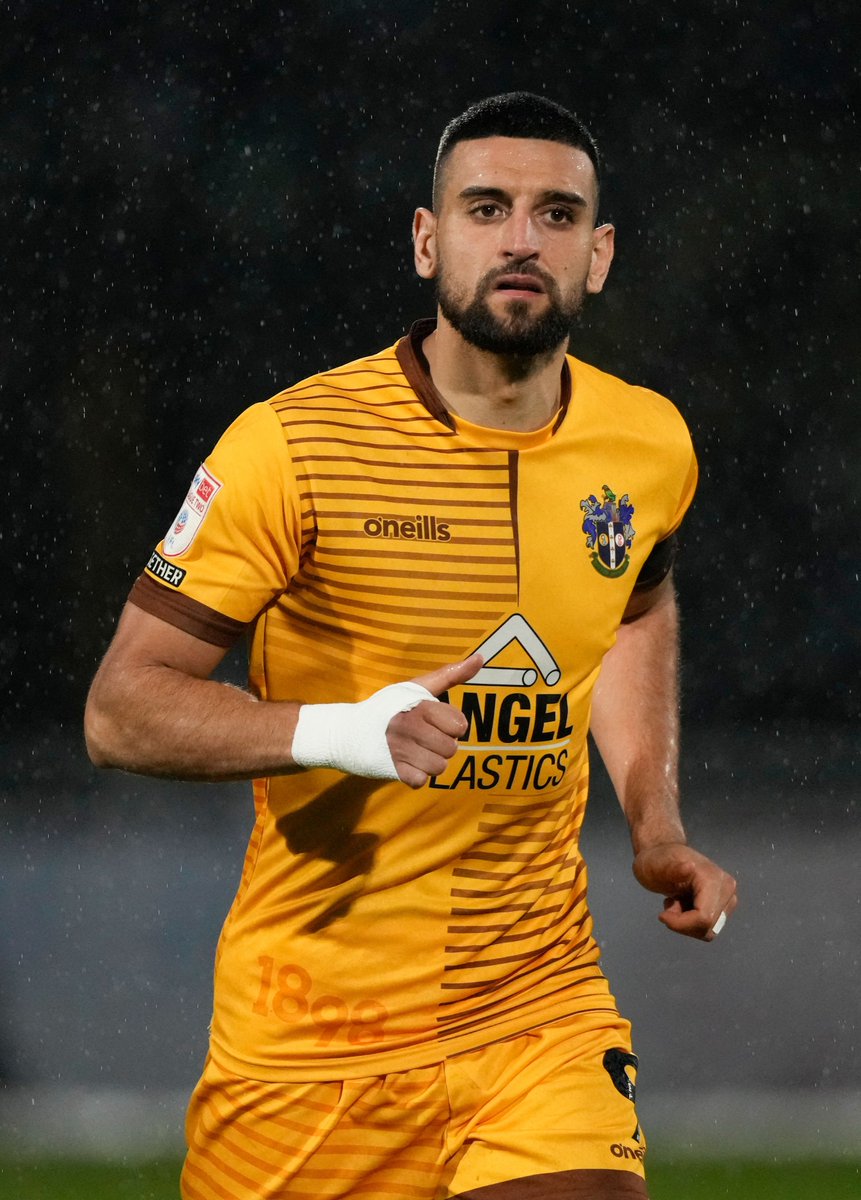 SkyBetLeagueTwo's tweet photo. 🟡 @suttonunited
1⃣5⃣4⃣ - Omar Bugiel
Beating next best, Donovan Wilson, for touches in the opposition’s area by 12, the striker will move just down the road to AFC Wimbledon next month after four years with the U’s.
#EFL | #SkyBetLeagueTwo | #EFLStats https://t.co/gB4kfYETpY
