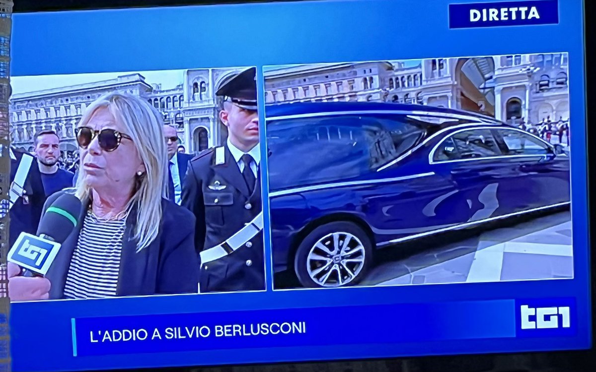 Konan9190's tweet photo. Rita dalla Chiesa che ogni giorno lecca il deretano ed incensa #Silvio_Berlusconi, colui il quale, da una sentenza della cassazione, finanziava cosa nostra, che uccise il padre di Rita dalla Chiesa.
Rita dalla chiesa dovrebbe guardarsi allo specchio e sputarsi in faccia. https://t.co/EdHJA3i3Z8