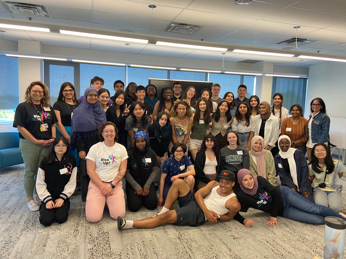DSBN IDEAS is already making waves. 🫶  "Students leading the charge with founding of DSBN Inclusion, Diversity, Equity Alliance of Students (IDEAS)" 💙 thestar.com/nd/news/niagar…

📸 this year's DSBN IDEAS group! 😍