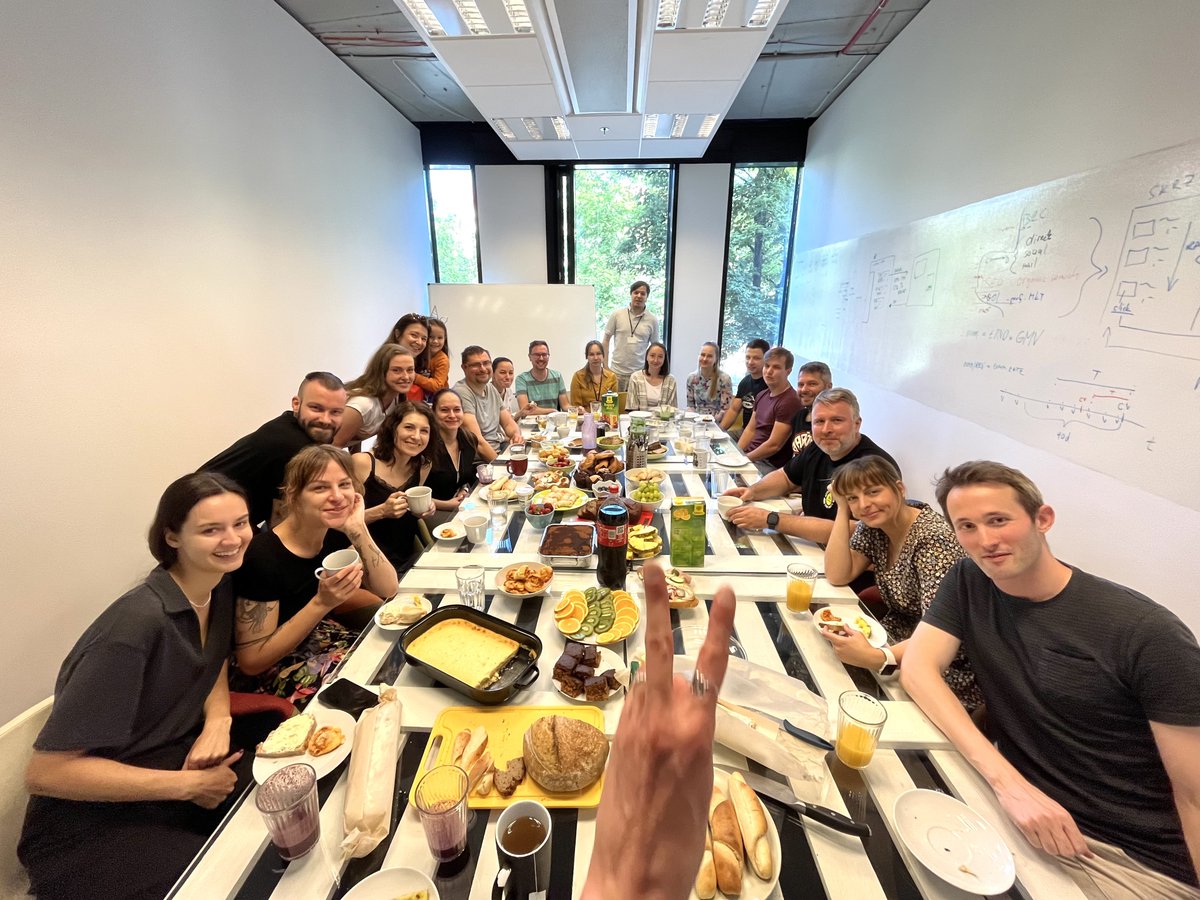 Co je lepší než hotelová snídaně? 🍳🥐🧁 Skrzí snídaně! #SkrzCz #skrzaci #snidamespolu