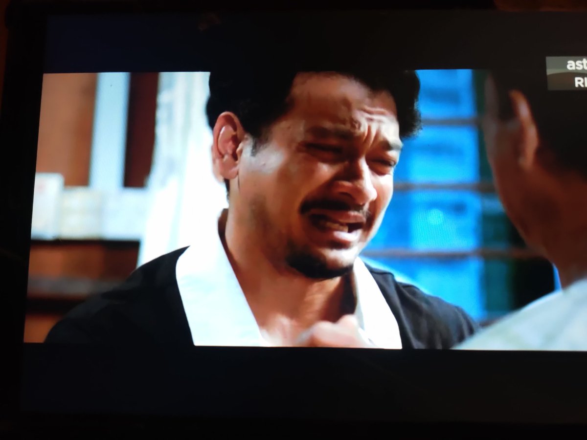 #andaiitutakdirnya @shukriyahaya 
Its so painful..to see u crying teruuusssss! 😢😢😢😢😢😢😢😢