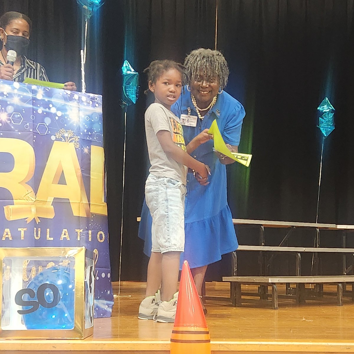 TME 1st Grade Awards Ceremony
We are so proud of you!🏫