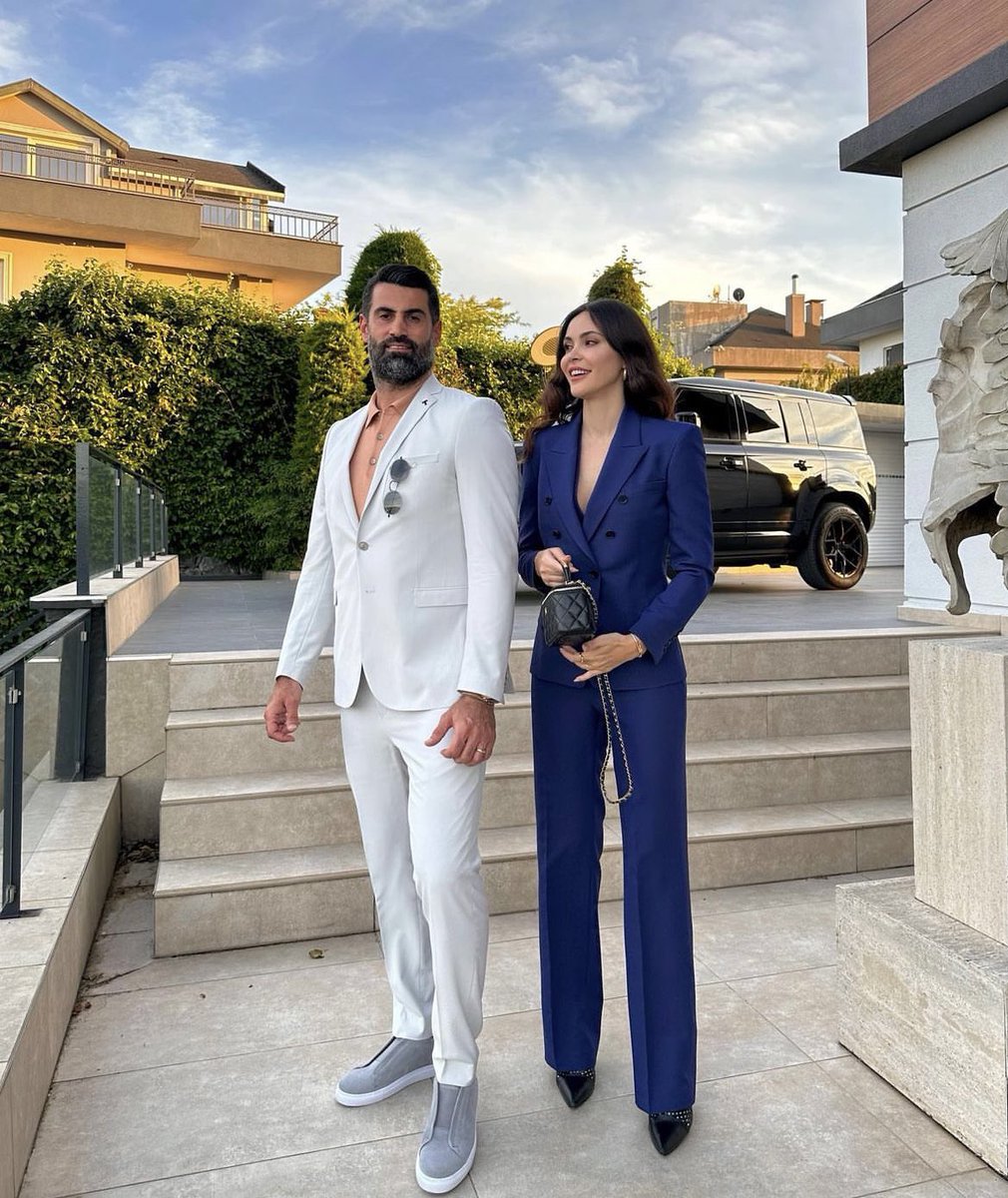 erkekler her skime ozeniyosunuz bi kerede kendinizi  şu adam sanmayı deneyin