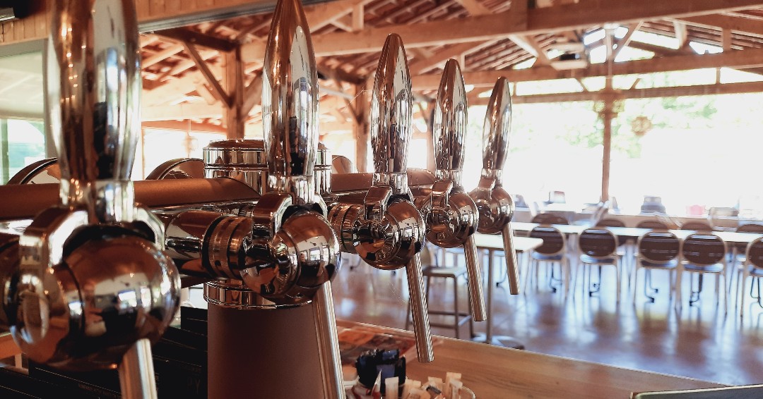 Le bar est prêt à Lou Castel ! 😍 La pression est fraiche, mais être vous prêt pour cet été !!?

#campingloucastel #castelnaudlachapelle #camping #vacances #dordogne #perigord #perigorsnoir #picoftheday #biere #bar #pression #vacancesdordogne