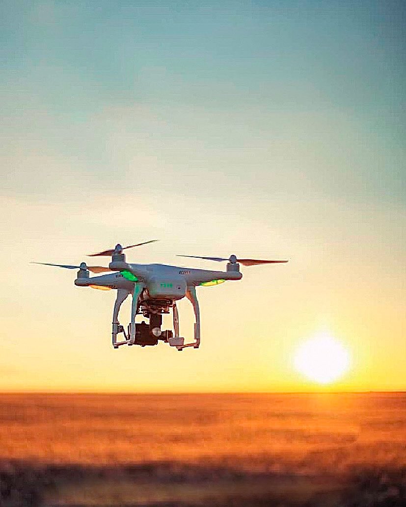 DronesPrecision's tweet image. Our newest drone is a Phantom 4 V2 pro. It can reach speeds of 45 MPH and shoot 4K video at 60 frames per second