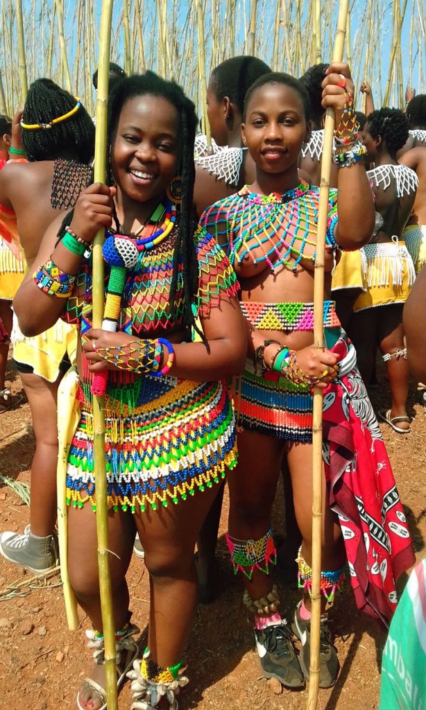 zoomafricas's tweet photo. My love for Zulu maidens 💕 https://t.co/2p66uHHud8