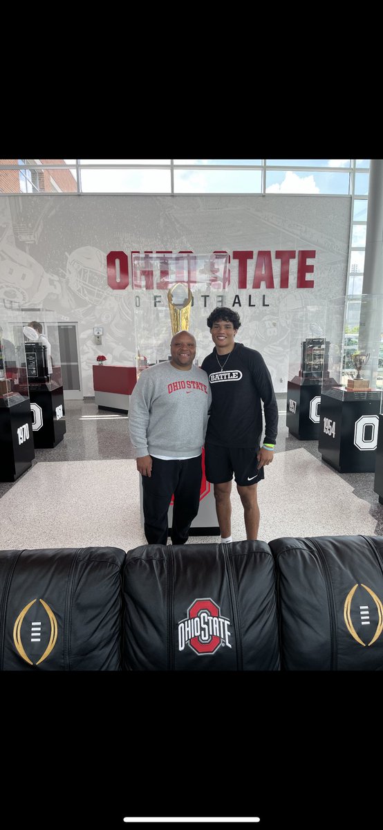 Ethan Long tweet media