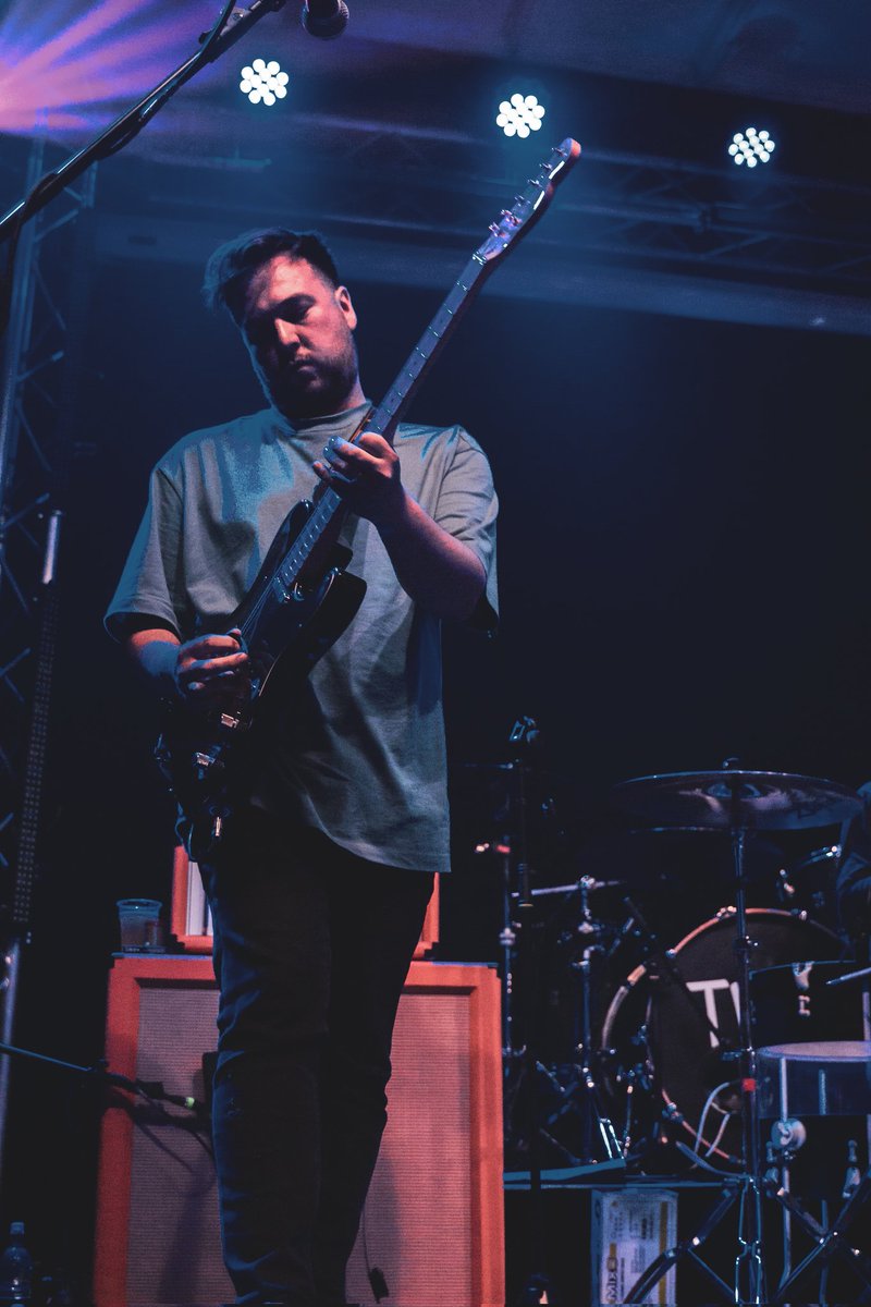 AmbGyPhotos's tweet photo. Decided to finally make a twitter for my photography. So my first post is the wonderful @LaceyOfficialUK at @DocksAcademy supporting @twinatlantic https://t.co/JqKljzexcC