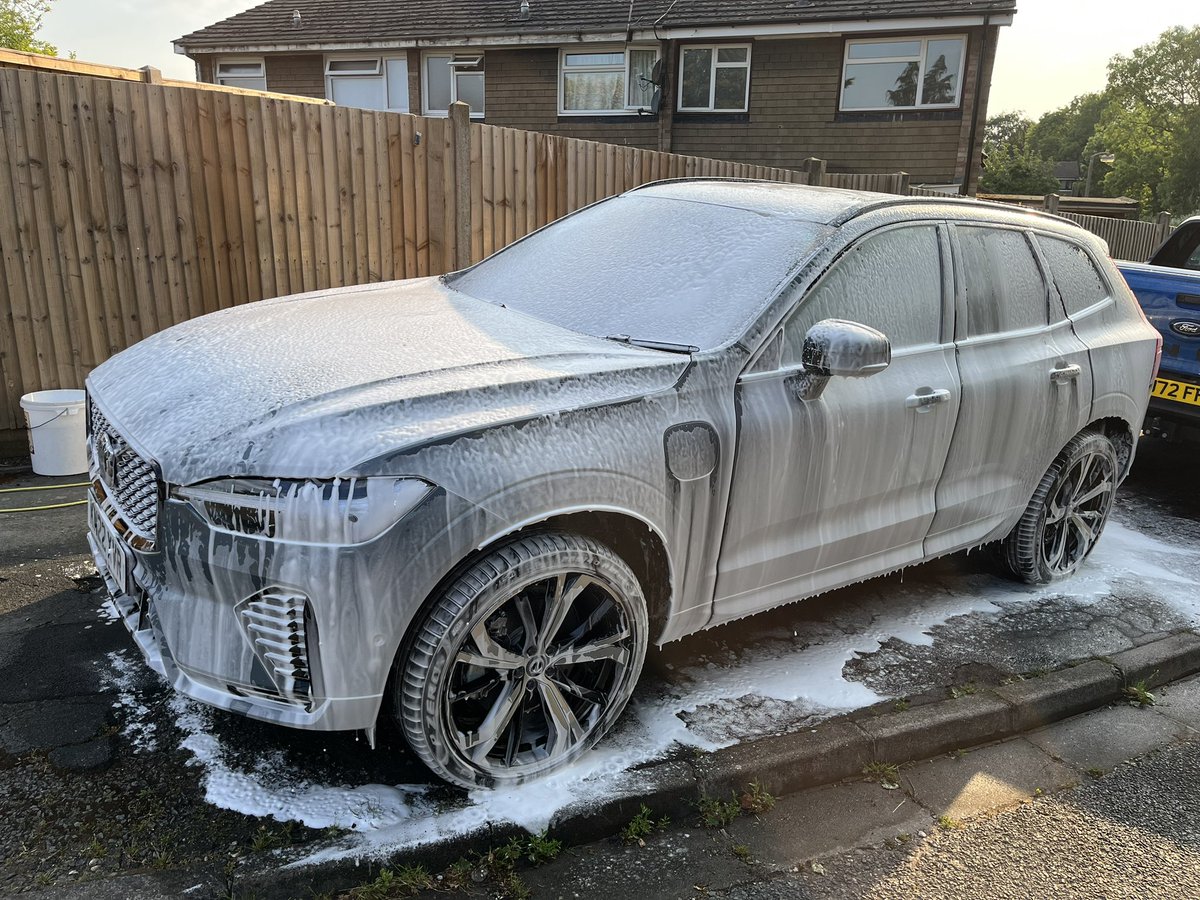 jksphoto1's tweet photo. Should have got a #thundergrey car 😩😩 Looks so good. https://t.co/a8MQ3YhVkk