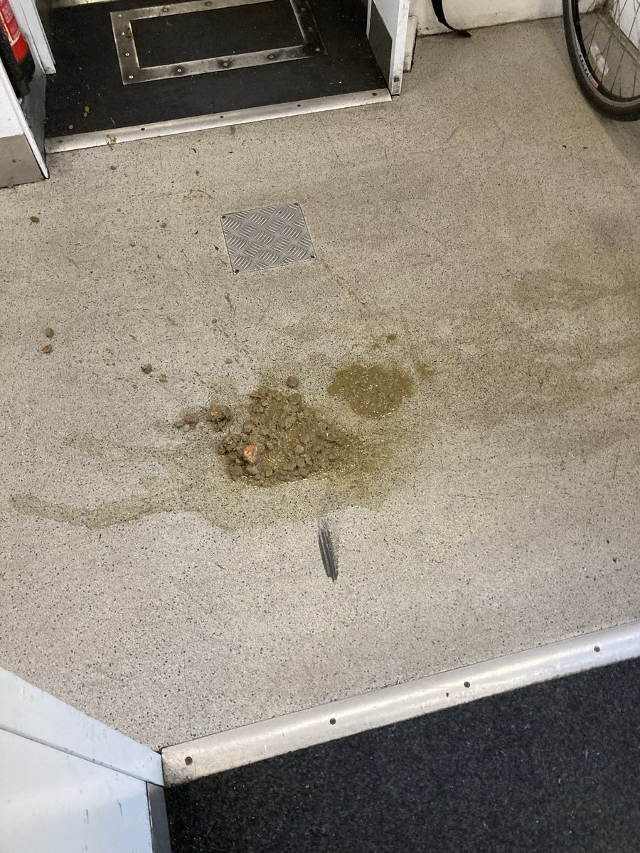 Rump92's tweet photo. @northernassist 
20:17 Wigan north western from Leeds 
No walk through of the carriage performed at Leeds where the previous service terminated. Wow. #northernrail #gross https://t.co/Jmua2L4Mqq