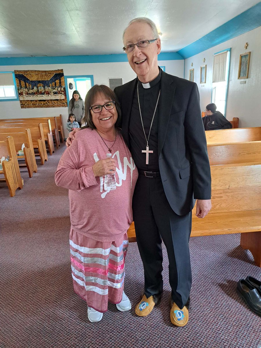archedmonton's tweet photo. Archbishop Smith visited #GrandeCache and Susa Creek. He celebrated the Sacrament of #Confirmation for five candidates. Chief Dave McFee of Aseniwuche Winewak Nation gave Archbishop Smith a pair of handmade moccasins. #WalkingTogether

Read more:  https://t.co/Ywq6GSL69P https://t.co/rVL3GMMpbk