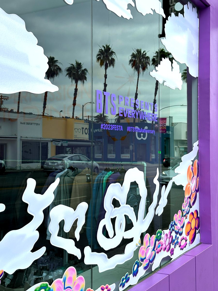 thepopupcloud's tweet photo. 💜 BTS Presents Everywhere 💜
BTS POP-UP : SPACE OF BTS in LOS ANGELES

☁️ 10th Anniversary decorations are now completed! Come visit and take a look at our special decorations! 🌸
📆 June 14 - June 30, 2023

🔗 https://t.co/fYwPYFg7aA
#2023FESTA #BTS10thAnniversary #BTS #LA https://t.co/vwDcwKksMk