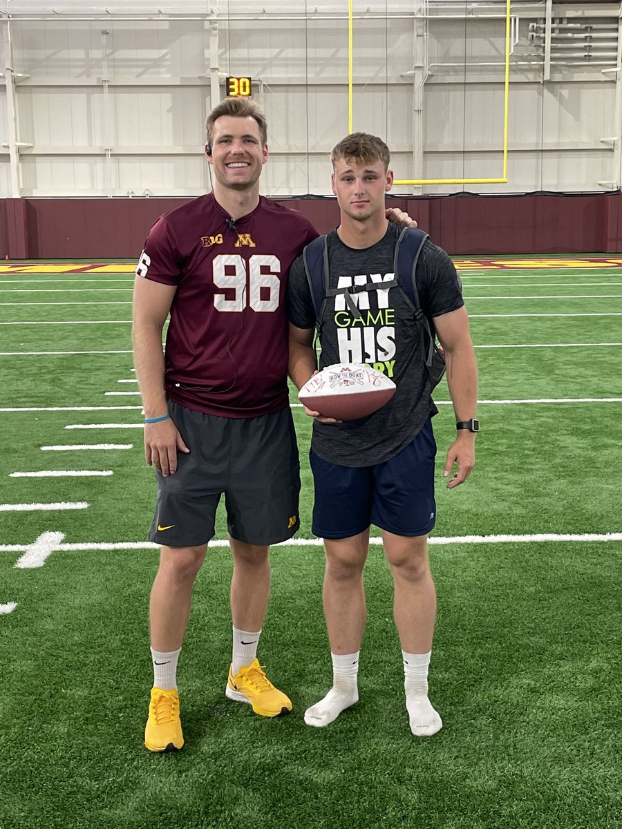 Had a great time at <a href="/GopherFootball/">Minnesota Football</a> Came away with the punt comp win.