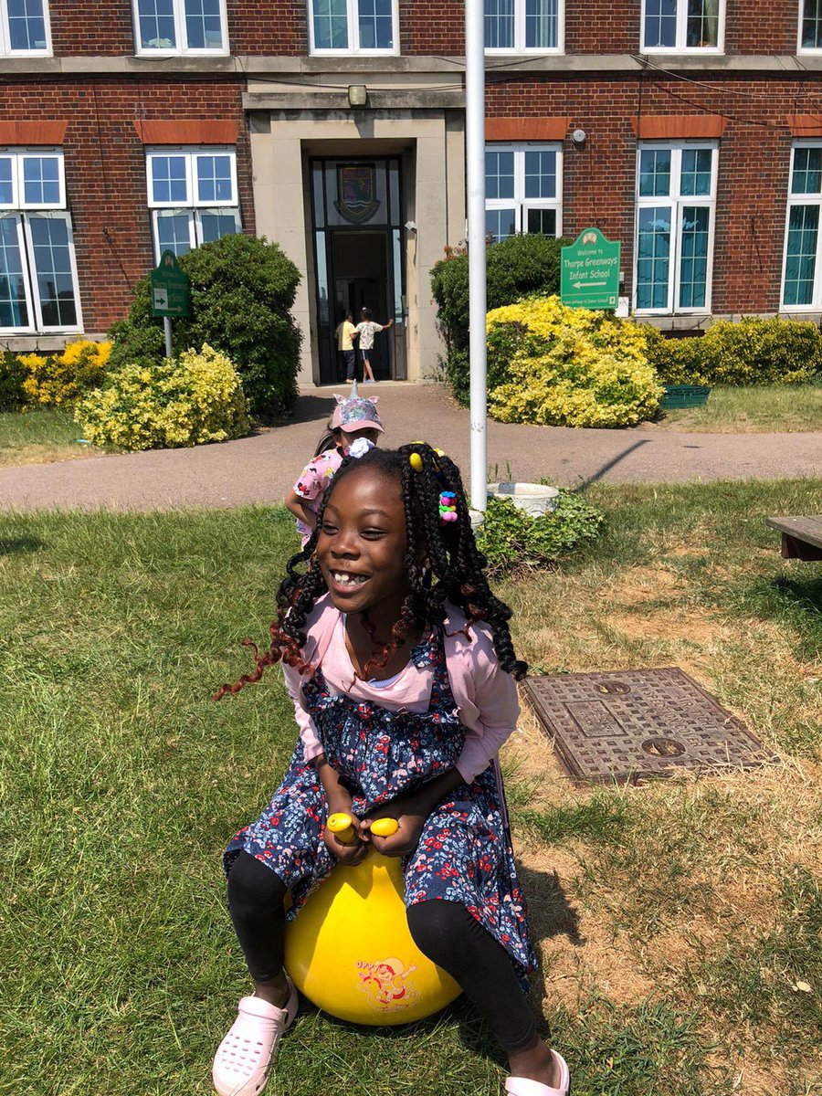 SheringhamPS's tweet photo. Also, a huge thank you to the Year 2 children and staff at @GreenwaysPri for your warm welcome yesterday! We played, laughed and talked together before getting on the coach back to East London #newfriends #SheringhammeetsGreenways https://t.co/CaXM9milLe