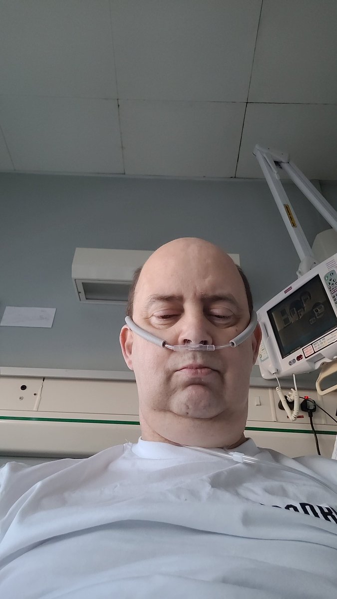MikeNinjamike's tweet photo. Had a turn for the worst. I just had a reaction to one of the chemo drugs and on oxygen. Now, it won't get the better of me. Got too much power and pride locked away in side of me. https://t.co/kPQHP4NqPl
