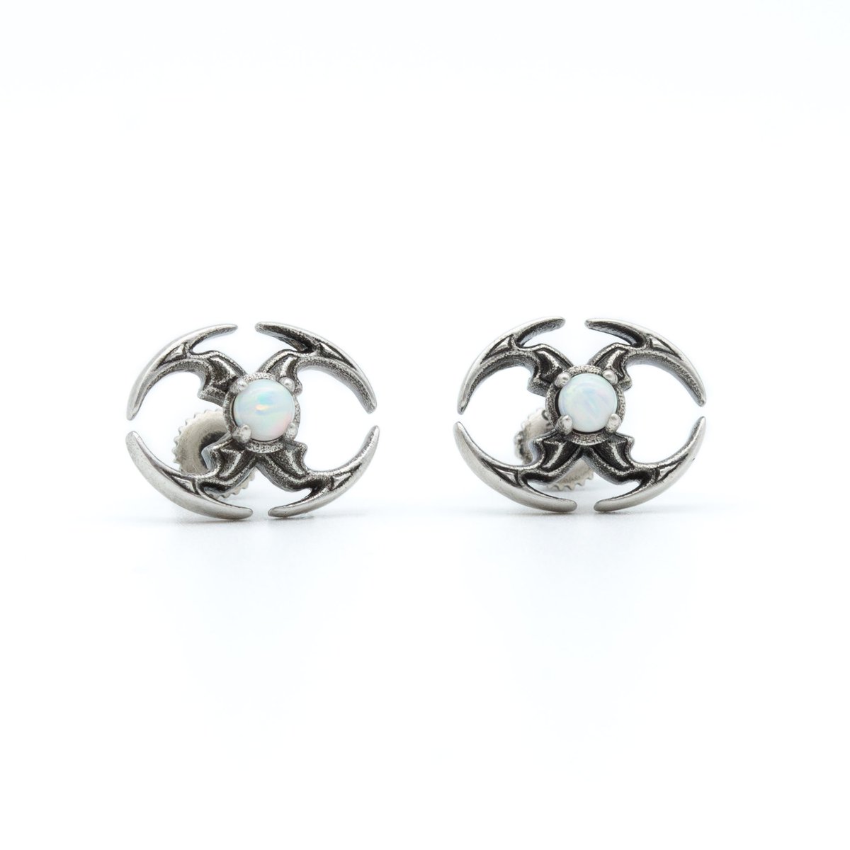 umainferno's tweet photo. PSYLOCKE EARRINGS [.925 SILVER]

AVAILABLE 06.19 @ 12PM PST https://t.co/JFfm0c9nqZ