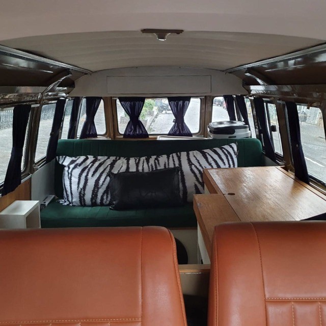For sale VW T2 baywindow bus camper van 1984 €20.000,00 + shipping. Worldwide shipping. 
brazilianclassiccars.com/store/p/volksw…
#aircooled #classiccarsforsale #vwbus