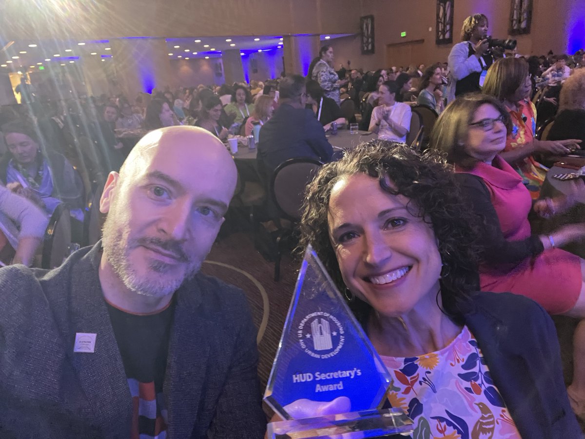 ChicagoDOH's tweet photo. We're excited to share that the collaborative efforts of DOH, @ChiTrust, @elevated_chi & its #ETOD Working Group have been recognized today with the @HUDgov Award for Public-Philanthropic Partnerships!
#LeadingLocally #ChicagoETOD https://t.co/KIFkL7T172