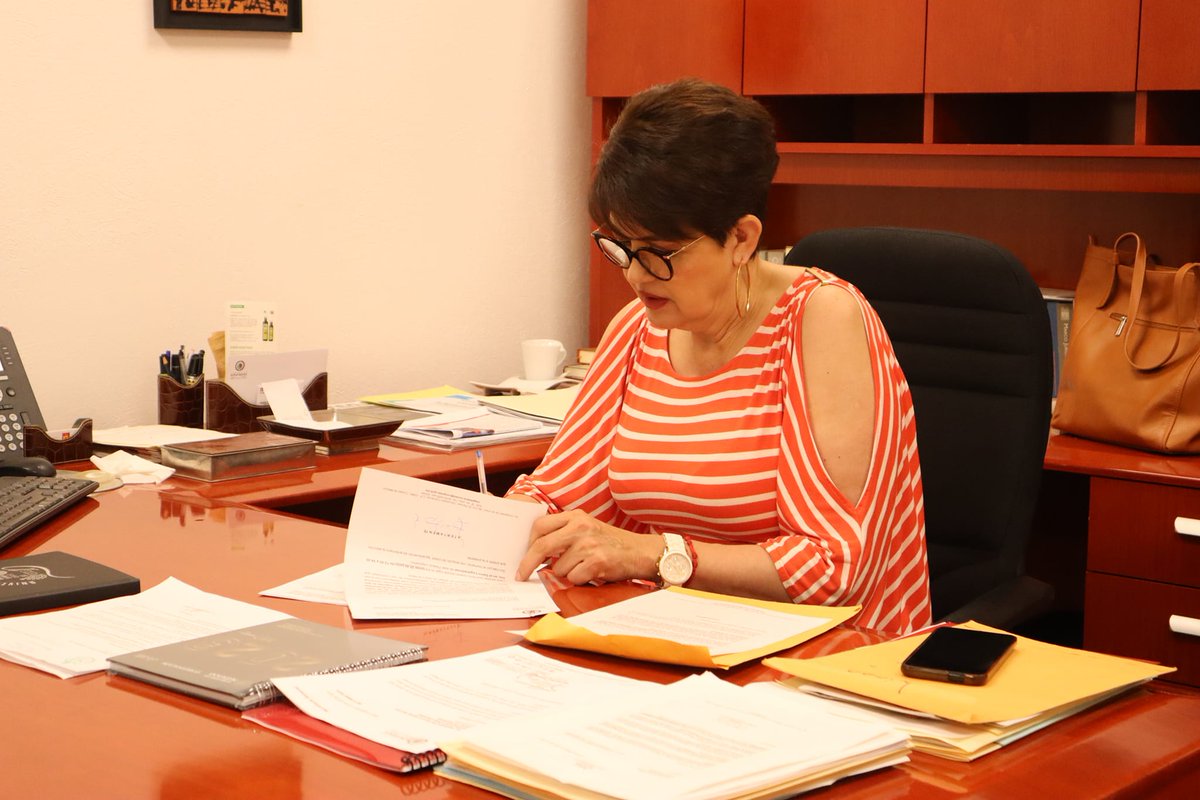 Magda Núñez tweet media