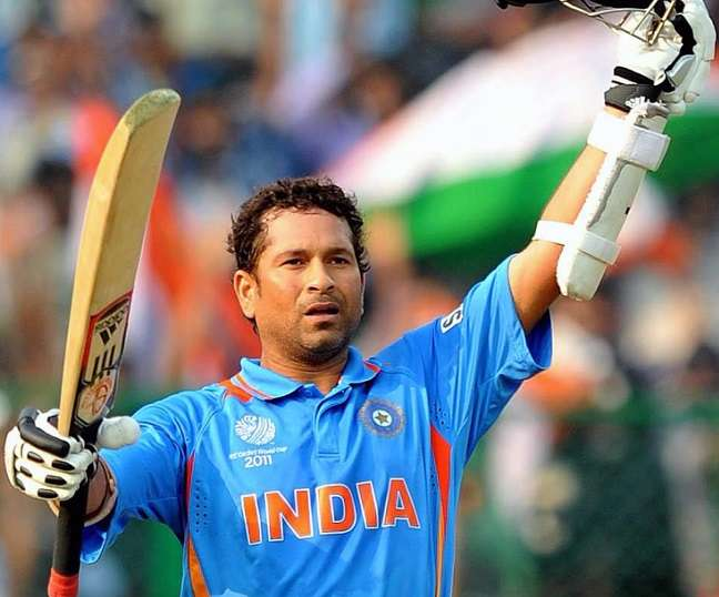 ipcaofficial's tweet photo. After an illustrious international career, Sachin Tendulkar continues to enthrall cricket enthusiasts as a veteran player. With his unmatched skills and unwavering passion, he brings his iconic style and timeless brilliance to the field once again
#ivpl #cricket #ipca https://t.co/sOcEEE124G