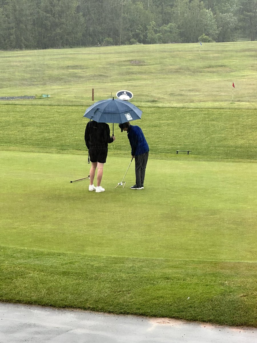 Metro Ladies Golf tweet media