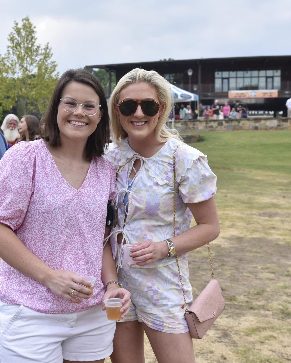 BirminghamZoo's tweet photo. 🍻Thank you to everyone who came out and joined us for this year's Zoo Brews!
👉Please check our events page here for updates: https://t.co/9EQeemxGVW
#BirminghamZoo #BhamZoo #BhamThingsToDo #LiveEvent #BirminghamEvents #ZooHappenings #ZooBrews #Oktoberfest #FairytalesandFrogs https://t.co/hQr4qmonDv