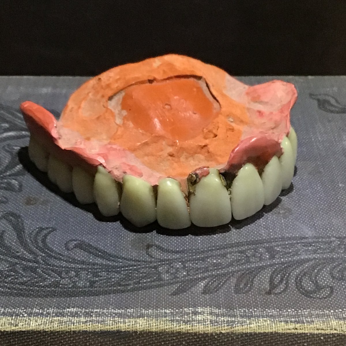 A small selection of last night's pop-up museum display of artifacts found by <a href="/SalvageArc/">Evan Woodard | Salvage Arc 👨🏾‍🏫</a> in the Poe Room bookshelf cases at the <a href="/prattlibrary/">Pratt Library</a>