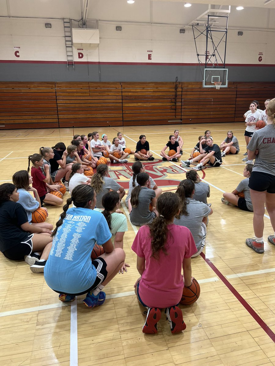 Day 1 of our Dover Camp!! These girls competed hard today!! It was a great first day 🏀👏🏽🌪️ #wearedover
