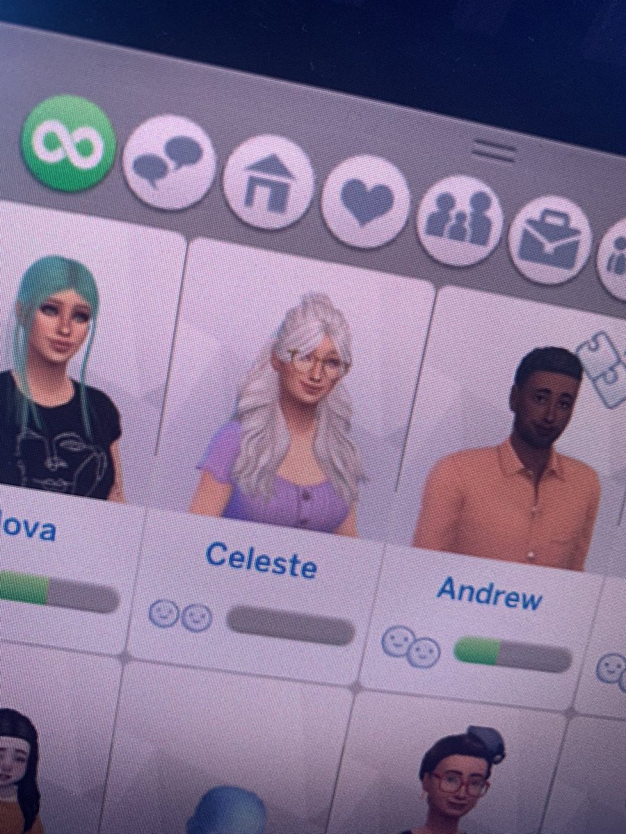 Laura_B14's tweet photo. @TheSims I’ve just moved house and now my alien twins don’t know each other even though they have lived together their whole lives …. https://t.co/0KK0Ans6gJ