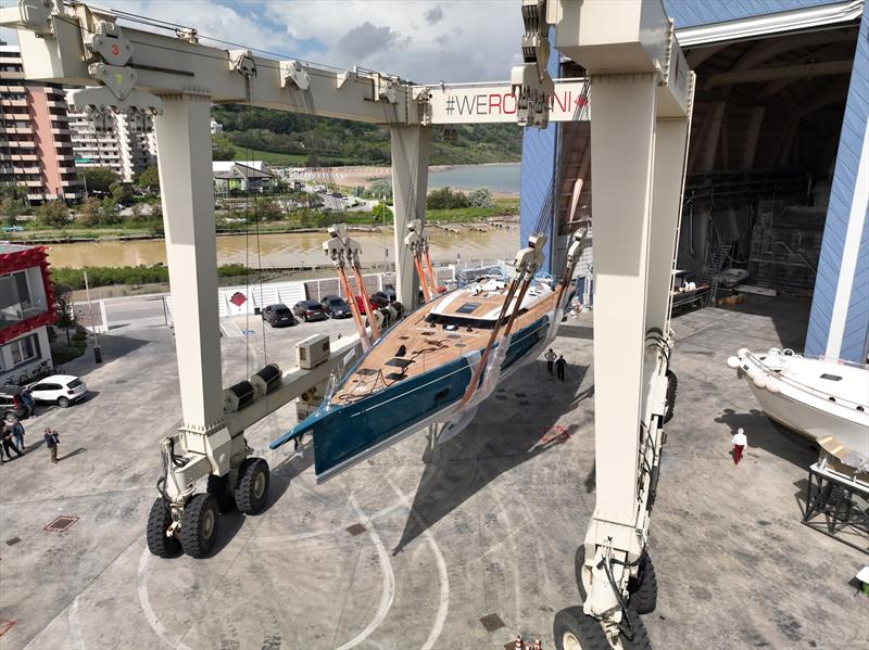 The newly launched Grand Soleil 72 Long Cruise is ready to debut at Cannes Yachting Festival 2023 sail-world.com/news/262980/Gr…