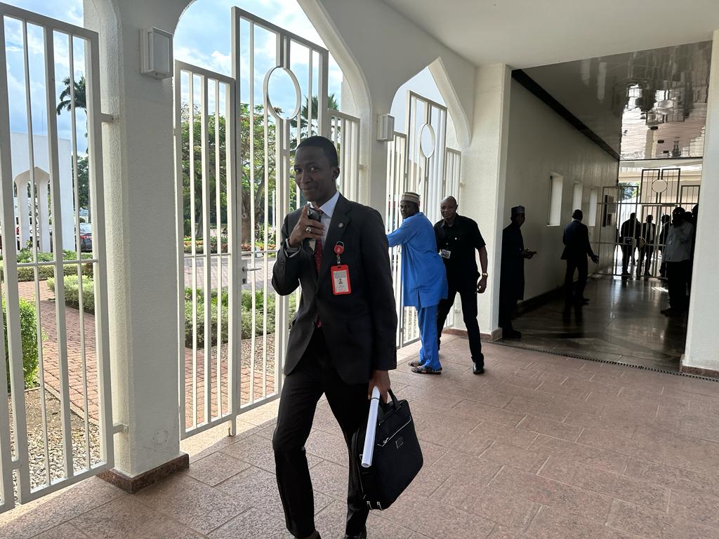 channelstv's tweet photo. The suspended EFCC Chairman, Abdulrasheed Bawa had a meeting with President Bola Tinubu today at the State House hours before his suspension. https://t.co/uCUxfUk6eD