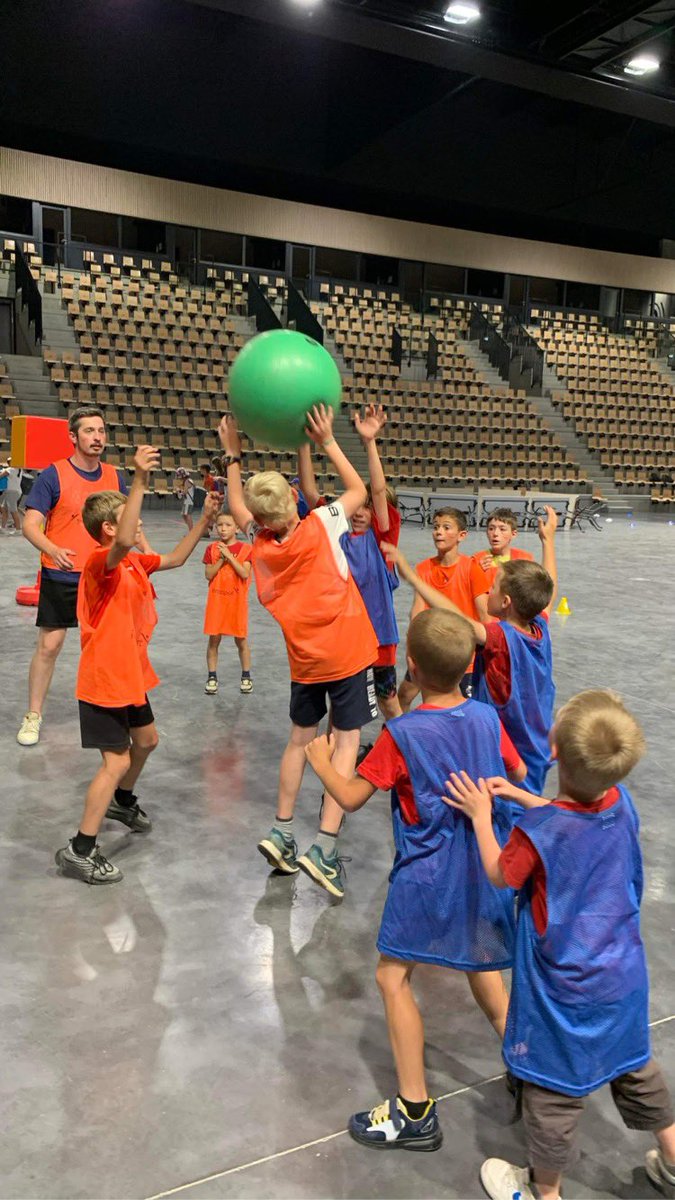 A 1 an de <a href="/Paris2024/">Paris 2024</a> , peut-on espérer des jeux différents ? Quelle sera la place des sports alternatifs ? On entend beaucoup parler de valeurs olympiques, quelles sont-elles ? L’école ne peut-elle pas aussi être source de culture ?