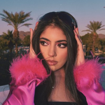 Monique_Hasbun's tweet photo. #NewProfilePic https://t.co/qYMzoXUabG