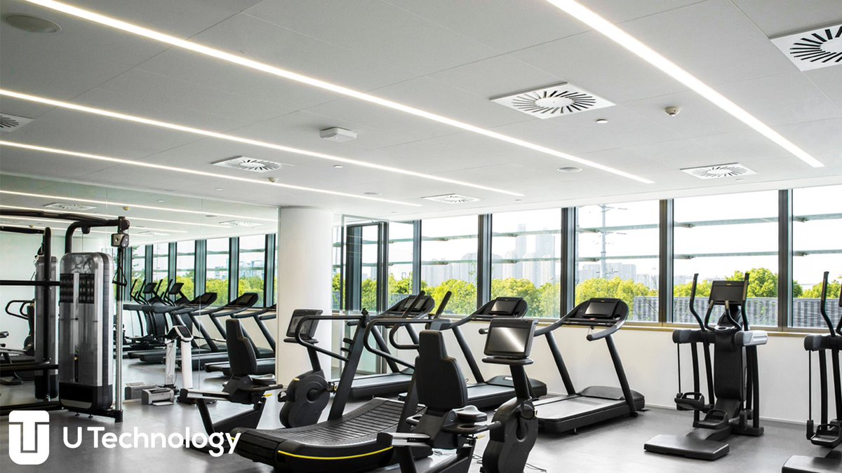 UTechCorp's tweet photo. With its sleek 4-inch width, the CMF architectural series delivers powerful 120 degree illumination while seamlessly blending into any environment. With multiple CCTs, lengths and wattages available, they'll fit perfectly into any project! Learn more here https://t.co/B9YKxGAKT3 https://t.co/Qoi3Nkk7va