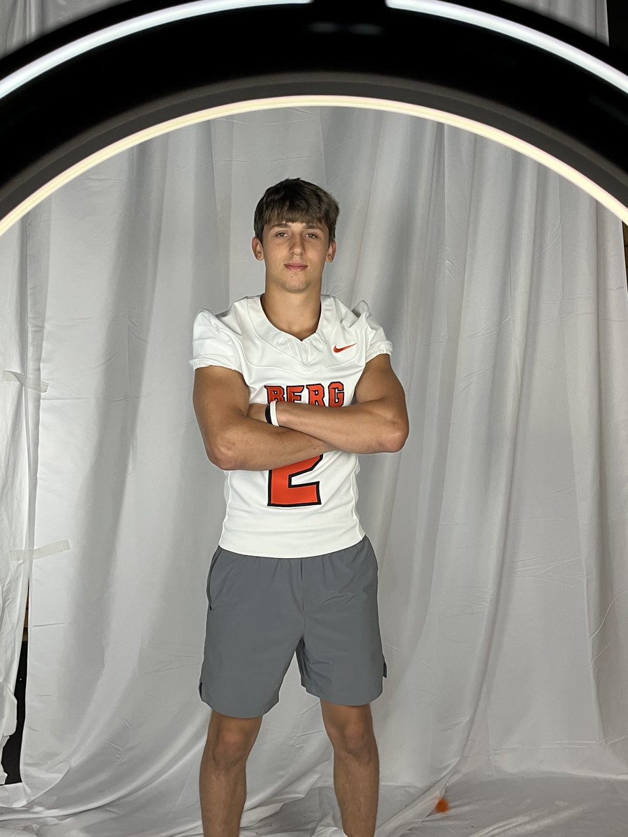TomsLogan202's tweet photo. Had a great visit today at Heidelberg! Big thanks to @Coach_Donaldson and rest of his staff for having me out! @BergFootball https://t.co/suqIKVHTMW