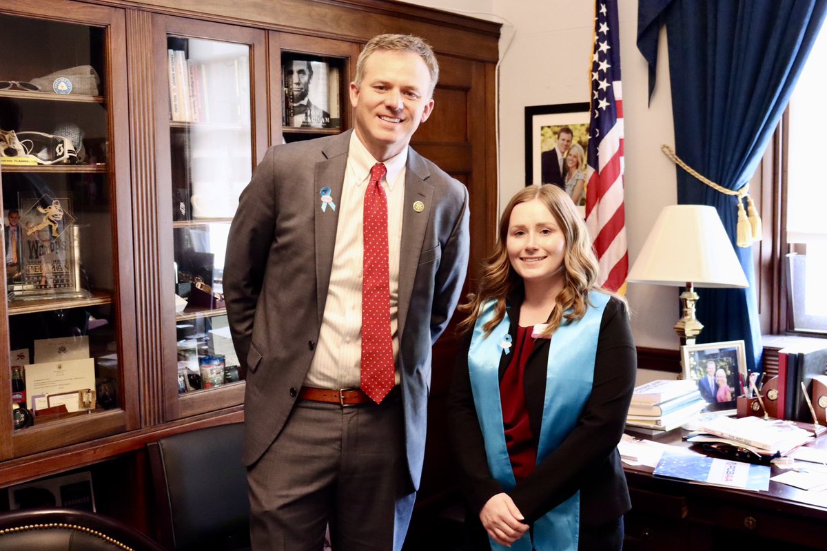 RepBlakeMoore's tweet photo. Today, I hosted Makayla, an amazing #fosteryouth, for #FosterYouthShadowDay and heard about her experience as a foster youth. #utpol #BeyondResilient https://t.co/6UOclHRGAQ