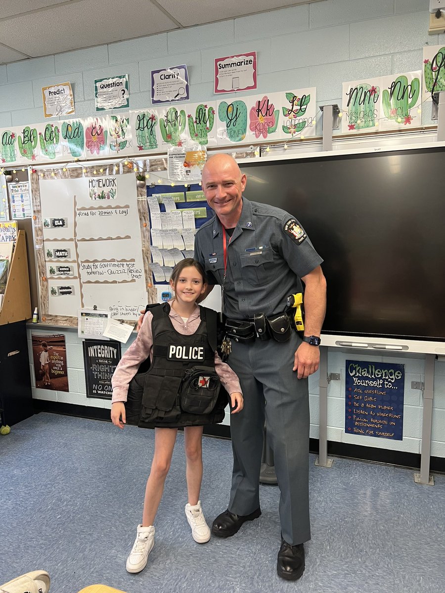 Mrs. Fannon🍎 tweet media