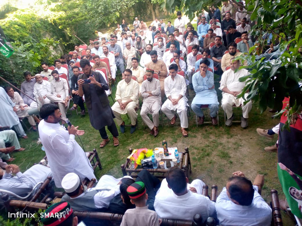 SamiKhanKp's tweet photo. Chaired a  meeting of PYO upper sawat regarding Chairman @BBhuttoZardari welcome in Swat on 17th June,Its was reiterated that this is beginning and will continue till elections to mobilize the youth of Khyber Pakhtukhwa. https://t.co/0jJ0uEhemC