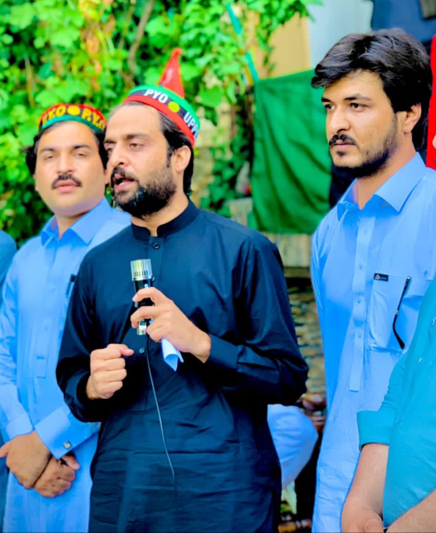 SamiKhanKp's tweet photo. Chaired a  meeting of PYO upper sawat regarding Chairman @BBhuttoZardari welcome in Swat on 17th June,Its was reiterated that this is beginning and will continue till elections to mobilize the youth of Khyber Pakhtukhwa. https://t.co/0jJ0uEhemC