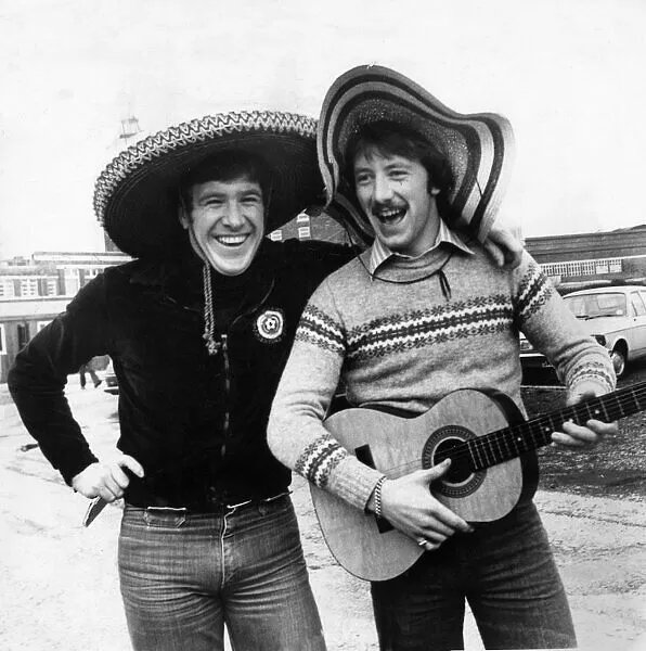 robertmdaws's tweet photo. #LFC players #EmlynHughes and #JimmyCase both wearing sombrero hats as they arrive in Lisbon ahead of their European Cup match.
3rd March 1978 https://t.co/h1PpU6ZrUr