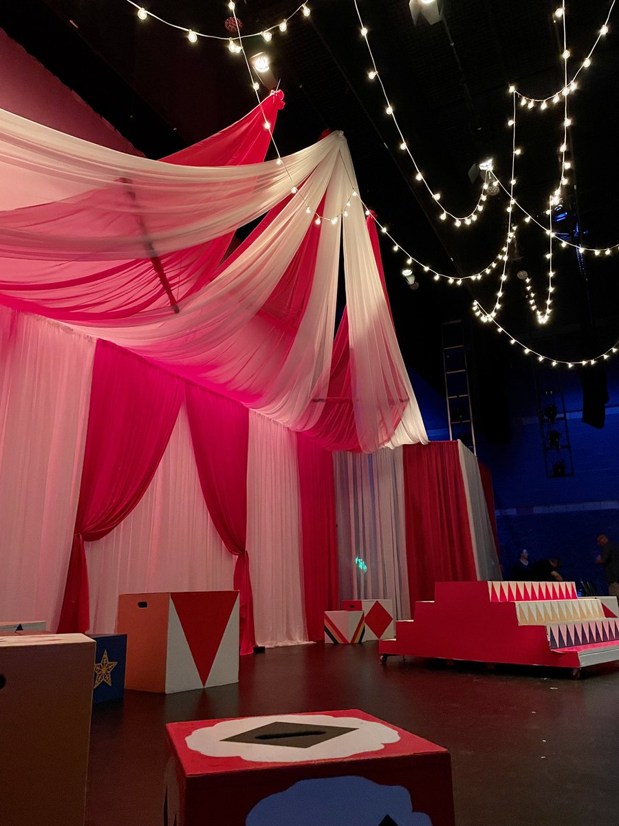 Opening night sold out!  Here’s your sneak peek at the set for Joseph and the Amazing Technicolour Dreamcoat. 7 other chances to see the show: evening shows at 7:30,matinees at 2pm June 16-24. Link in bio #yegtheatre #yegarts #yegevents #jatd2023

elopemusicaltheatre.ca