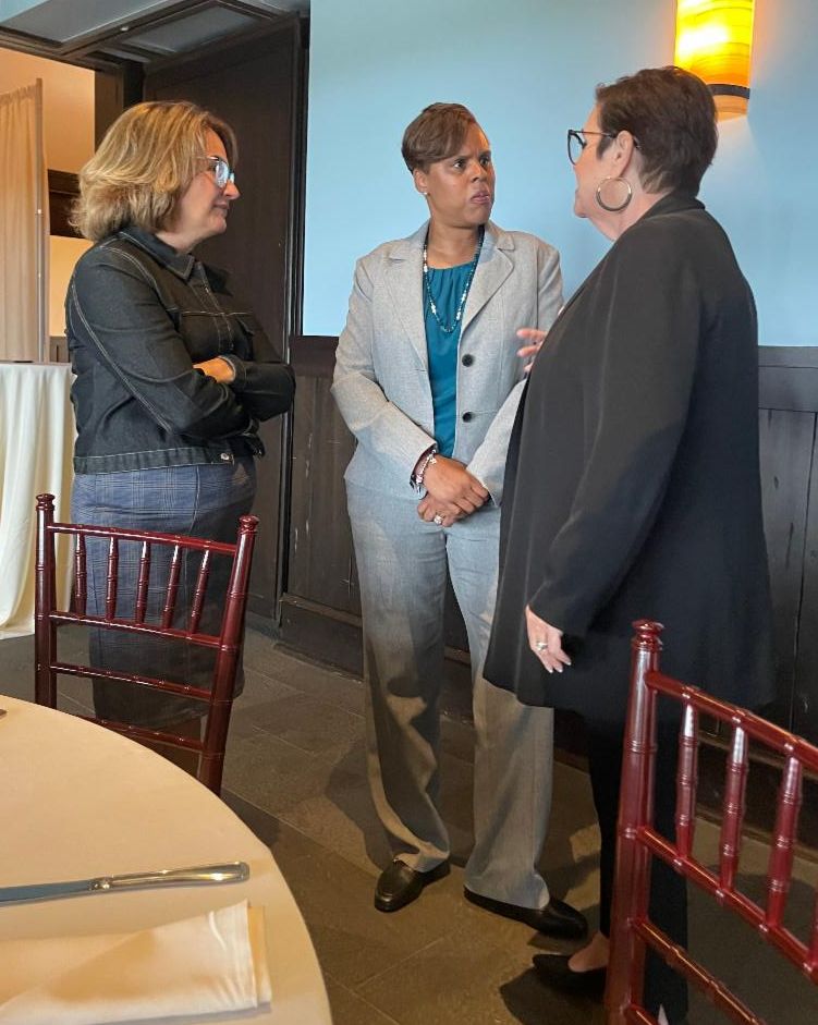 Natalie Manley tweet media