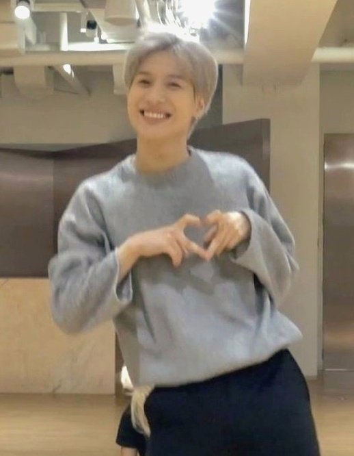 May_sensation's tweet photo. Hi, I'm Milday and I'm looking for moots!
⋆ she/her, 7teen, infp
⋆ new to #kpoptwt &amp; #stantwt 
⋆ atiny, monbebe, moa, may, moodz, fantasy, shawol, aroha, lullet &amp; more
⋆ kdrama lover

or ↺ to be moots ! https://t.co/x3oRiBAlse