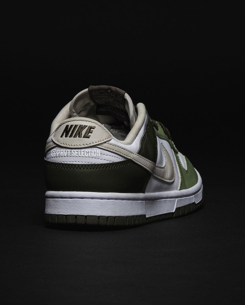 JustFreshKicks's tweet photo. Detailed Look at the Nike Dunk Low "Mixed Olive" 🫒 https://t.co/QGIdnwLlMf https://t.co/lvHTvfvL0t