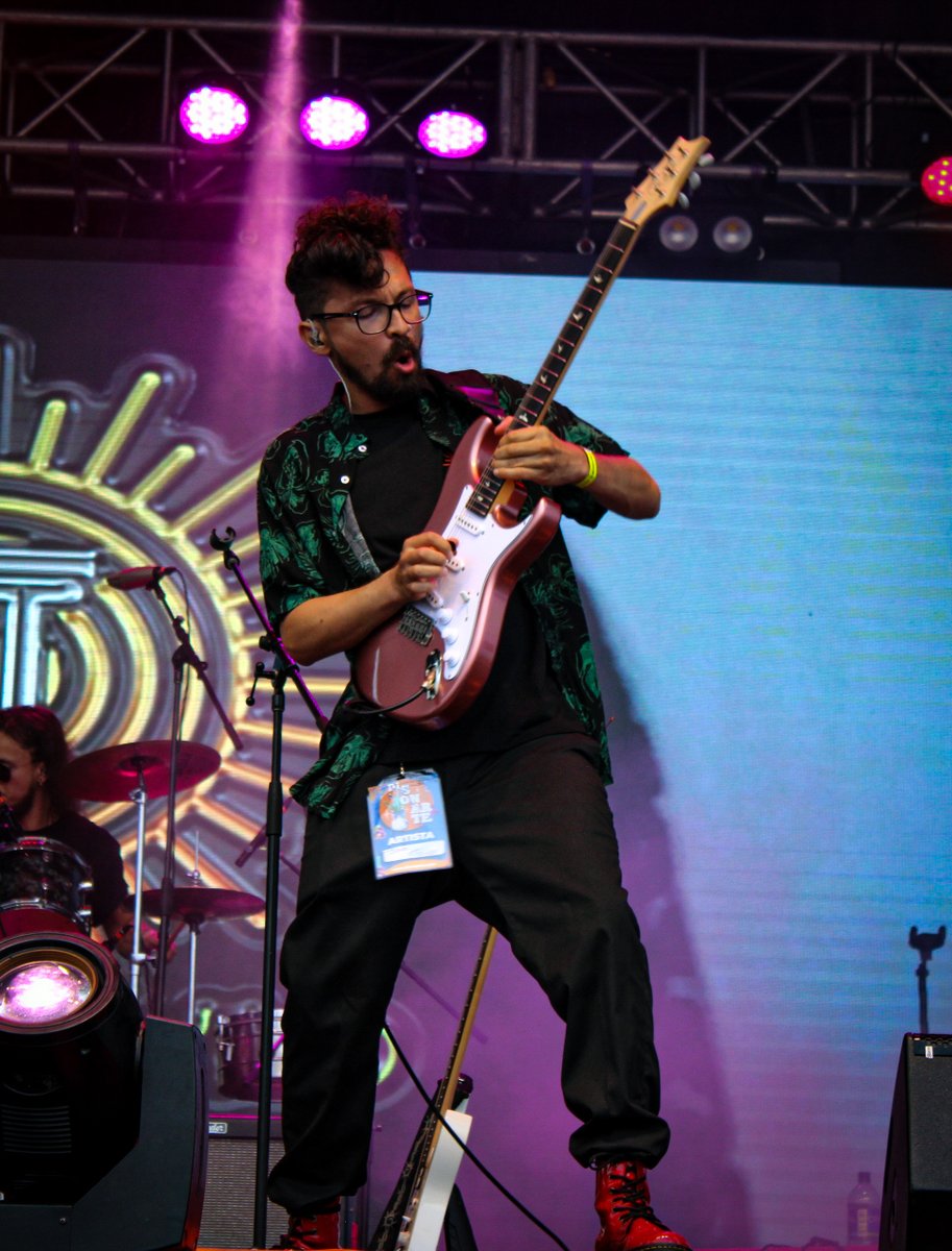 El fin de semana del 10 y 11 de junio estuvo lleno de música, gastronomía y emprendimientos en #Ibagué. Revive aquí lo mejor del Festival Disonarte 2023 <a href="/DisonarteFest/">DisonarteFest</a> 🤟

👉 bit.ly/43H4IY0