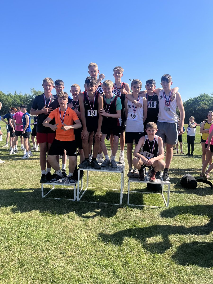Fife Schools Athletics

A late entry into the relay for our group C boys who came second. Well done to Harison, Ruaridh, Christopher and Frazer 🥈