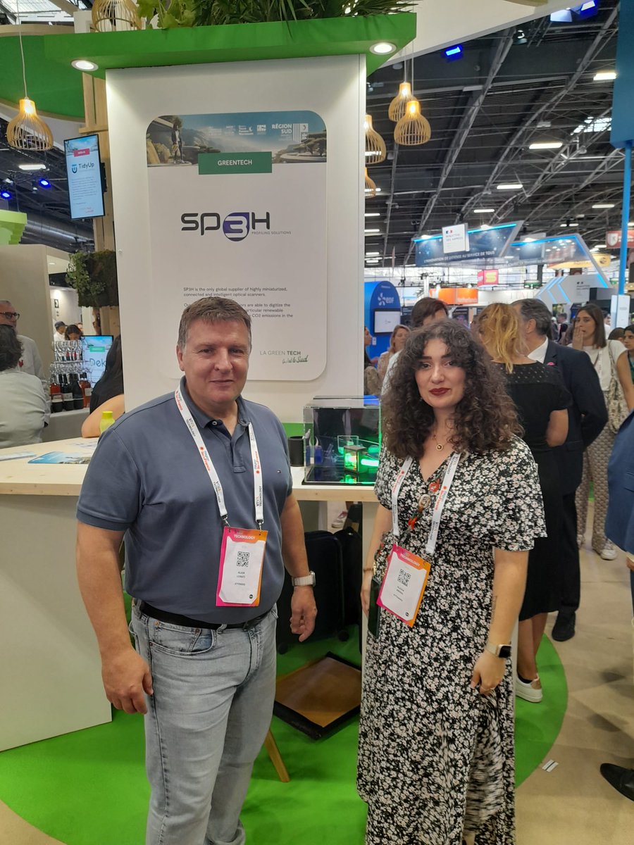 TechnopolArbois's tweet photo. 📢 #VIVATECH2023 🚀 🇫🇷 : @SP3Hcompany , sera présent du 14 au 16 juin pour échanger au stand 𝗕𝟯𝟴-𝟬𝟮𝟬 sur sa solution innovante la #Fluidbox, un capteur intégré à notre véhicule pour réduire notre impact sur l'environnement et notre facture de carburant 📍
@AMPMetropole https://t.co/NTZiM81UPB