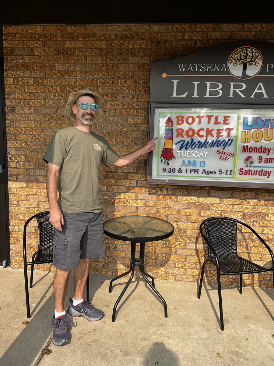 GRS_Science's tweet image. Had a great time running Watseka Public Library summer rocket program again! 🚀  Had nearly 100 participants between the two sessions! 😲 Starting to see 2nd generation of participants 😲
#summertradition #sciencemadefun