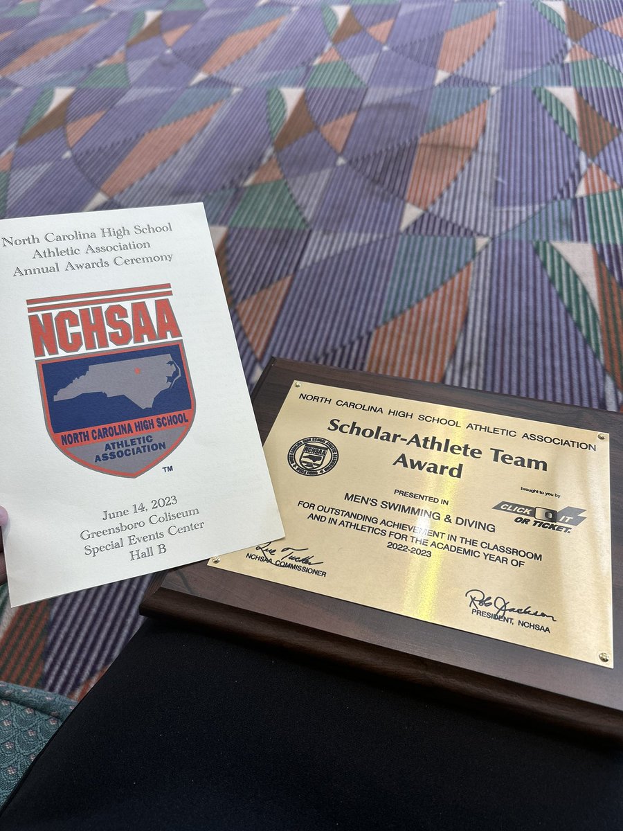 Congratulations to the Pine Forest High School Men’s Swimming & Diving team for being awarded the Scholar Athlete Team GPA Award at today’s NCHSAA Annual Awards Ceremony! 💚#gotrojans#pfhs#trojanpride